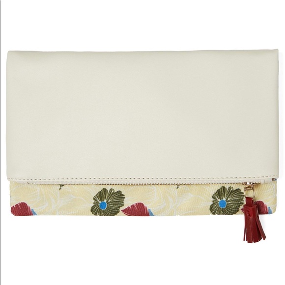 Fold over clutch - Picture 4 of 8